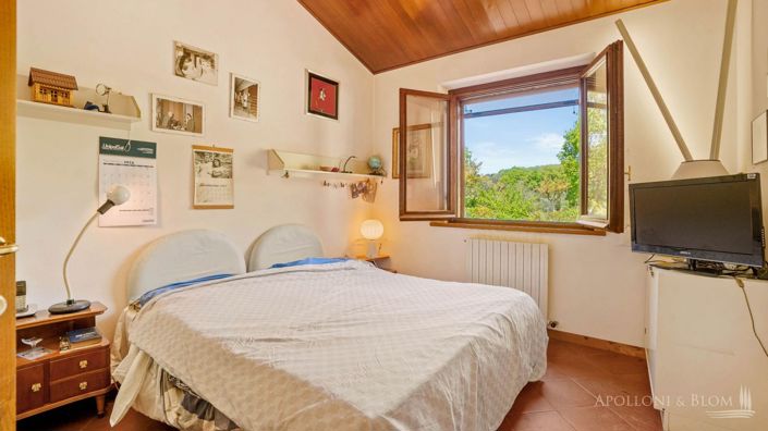 Image No.14-3 Bed Apartment for sale