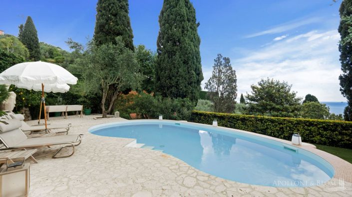 Image No.8-5 Bed Villa for sale