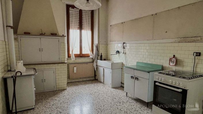 Image No.8-4 Bed Apartment for sale