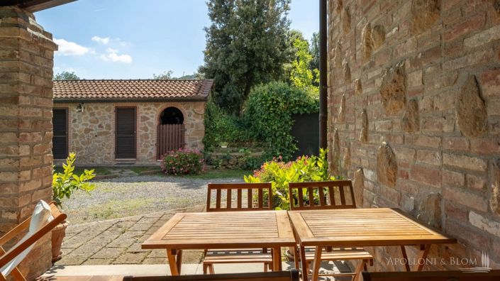 Image No.23-6 Bed Apartment for sale