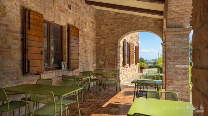 Image No.26-6 Bed Apartment for sale