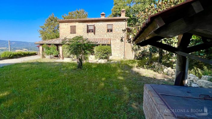 Image No.3-5 Bed Vineyard for sale