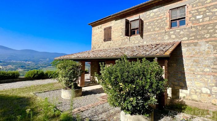 Image No.5-5 Bed Vineyard for sale