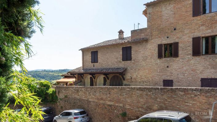 Image No.22-3 Bed Apartment for sale