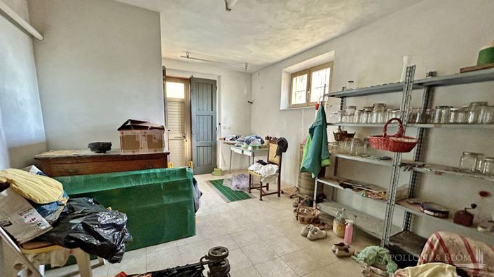 Image No.12-2 Bed Country House for sale