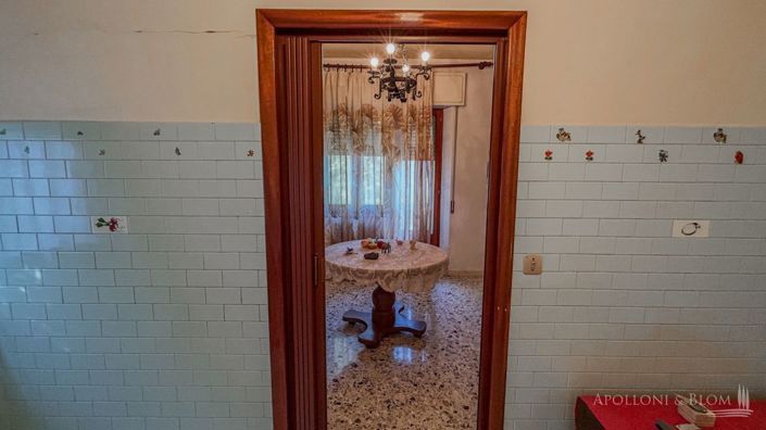 Image No.22-2 Bed Country House for sale