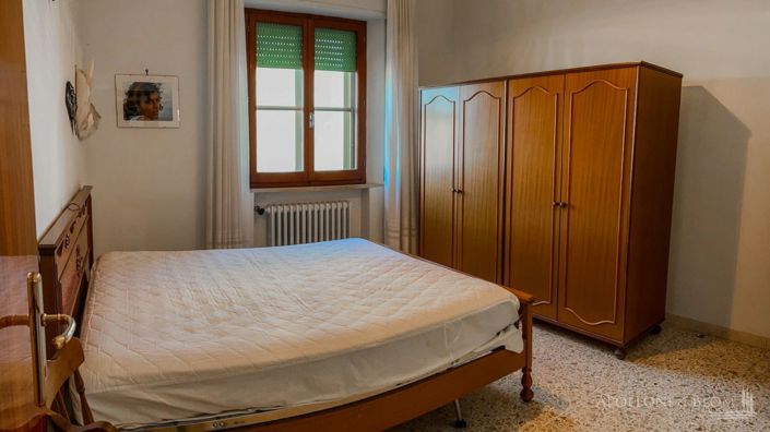 Image No.24-2 Bed Country House for sale