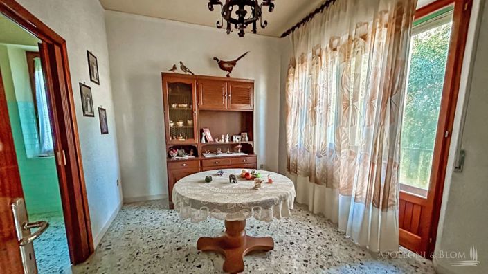 Image No.4-2 Bed Country House for sale