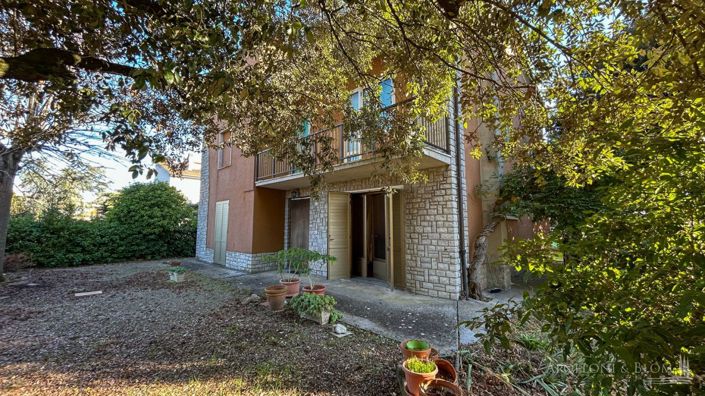 Image No.6-2 Bed Country House for sale