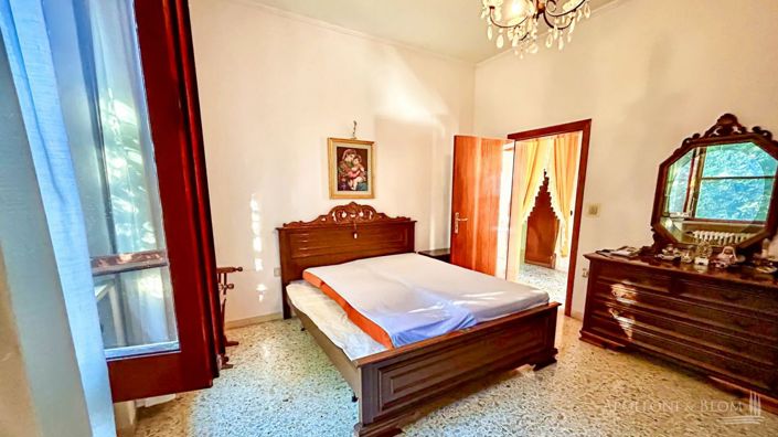 Image No.7-2 Bed Country House for sale