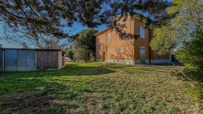 Image No.8-2 Bed Country House for sale