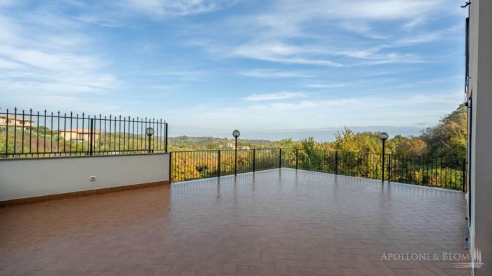 Image No.13-2 Bed Apartment for sale