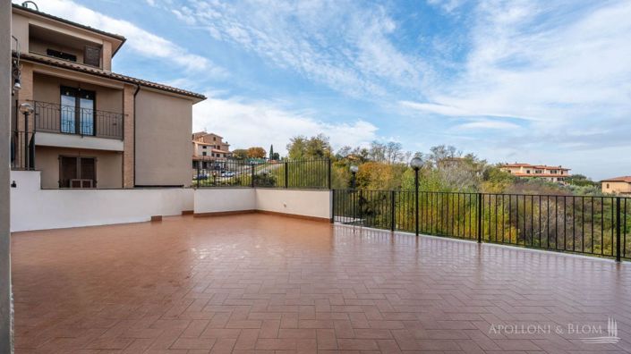 Image No.14-2 Bed Apartment for sale