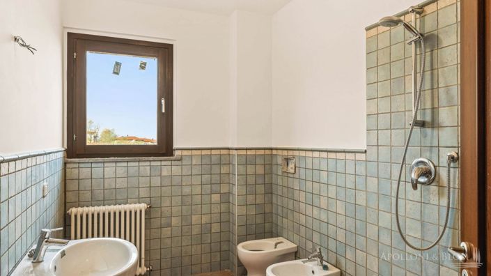 Image No.21-2 Bed Apartment for sale