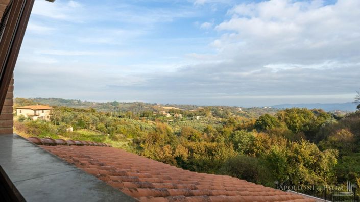 Image No.26-2 Bed Apartment for sale