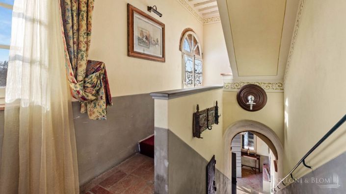 Image No.15-10 Bed Apartment for sale