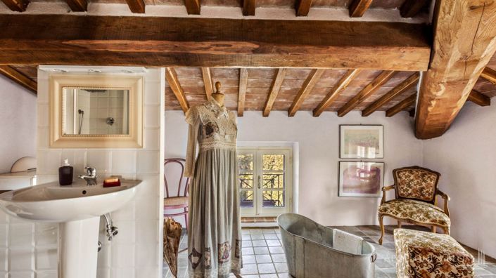 Image No.29-10 Bed Apartment for sale