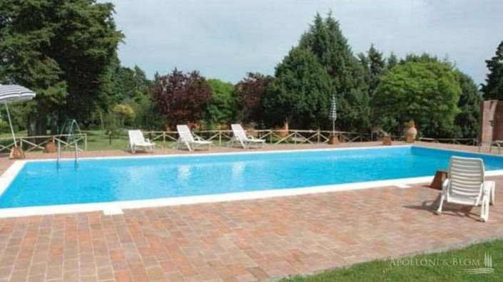 Image No.24-21 Bed Apartment for sale