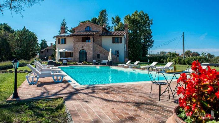 Image No.3-21 Bed Apartment for sale