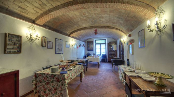 Image No.13-13 Bed Apartment for sale