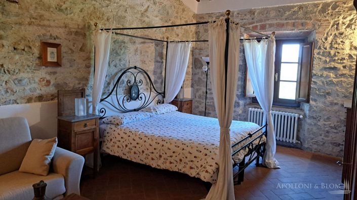 Image No.17-13 Bed Apartment for sale