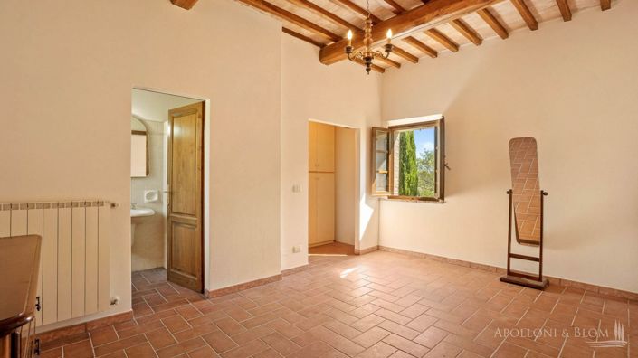 Image No.18-3 Bed Apartment for sale