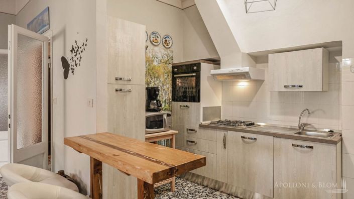 Image No.10-3 Bed Apartment for sale