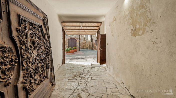 Image No.24-3 Bed Apartment for sale