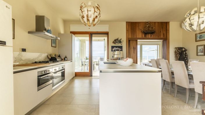 Image No.17-6 Bed Villa for sale