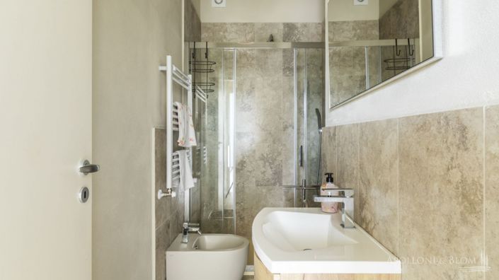 Image No.23-6 Bed Villa for sale