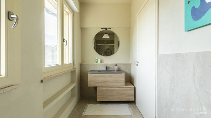 Image No.26-6 Bed Villa for sale