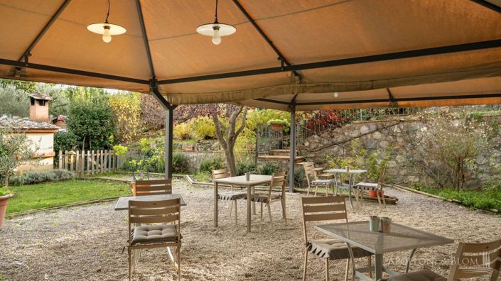 Image No.28-5 Bed Apartment for sale