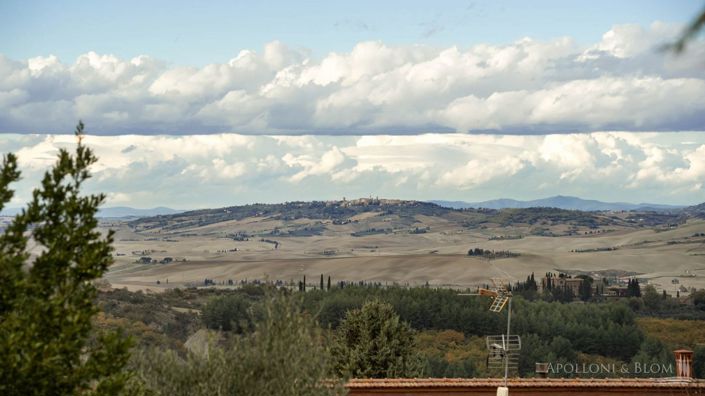 Image No.30-5 Bed Apartment for sale