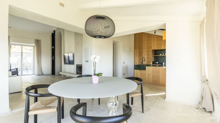 Image No.21-3 Bed Apartment for sale