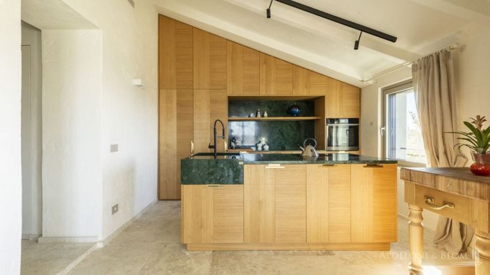 Image No.22-3 Bed Apartment for sale