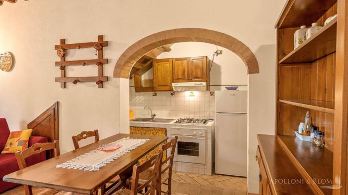 Image No.21-11 Bed Apartment for sale