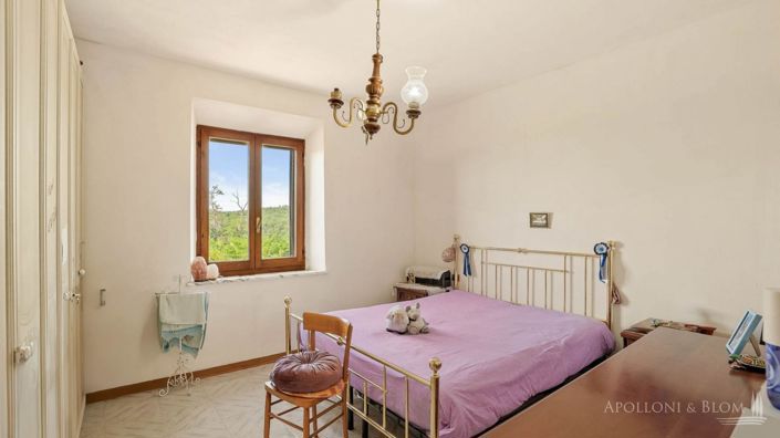 Image No.16-6 Bed Apartment for sale