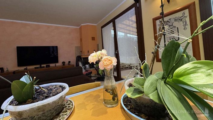 Image No.18-2 Bed Apartment for sale