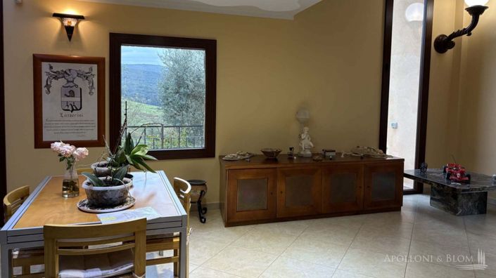 Image No.26-2 Bed Apartment for sale