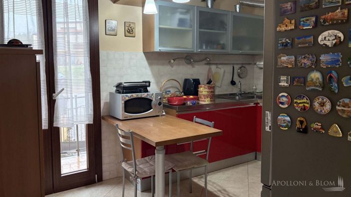 Image No.29-2 Bed Apartment for sale