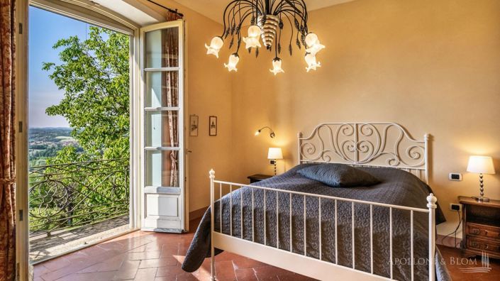 Image No.19-10 Bed Vineyard for sale