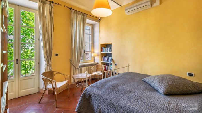 Image No.23-10 Bed Vineyard for sale