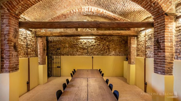 Image No.24-10 Bed Vineyard for sale