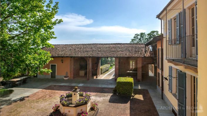 Image No.6-10 Bed Vineyard for sale