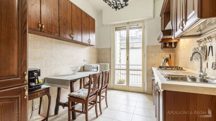 Image No.12-2 Bed Apartment for sale