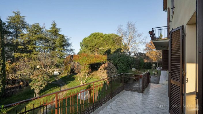 Image No.21-3 Bed Apartment for sale