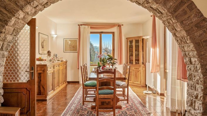 Image No.3-3 Bed Apartment for sale