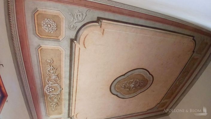 Image No.3-6 Bed Apartment for sale