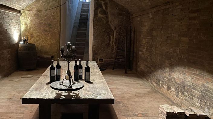 Image No.30-6 Bed Apartment for sale