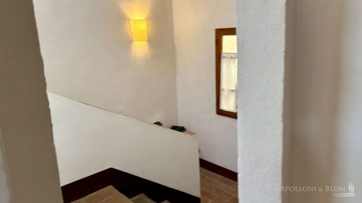 Image No.30-6 Bed Apartment for sale